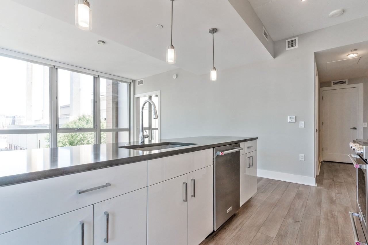 88 V St Sw #511 - Photo 5 of 26