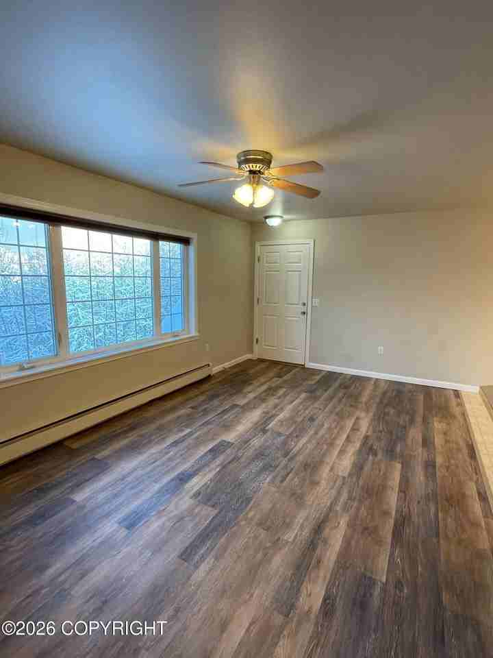 8114 W Donna Marie Ln - Photo 5 of 18