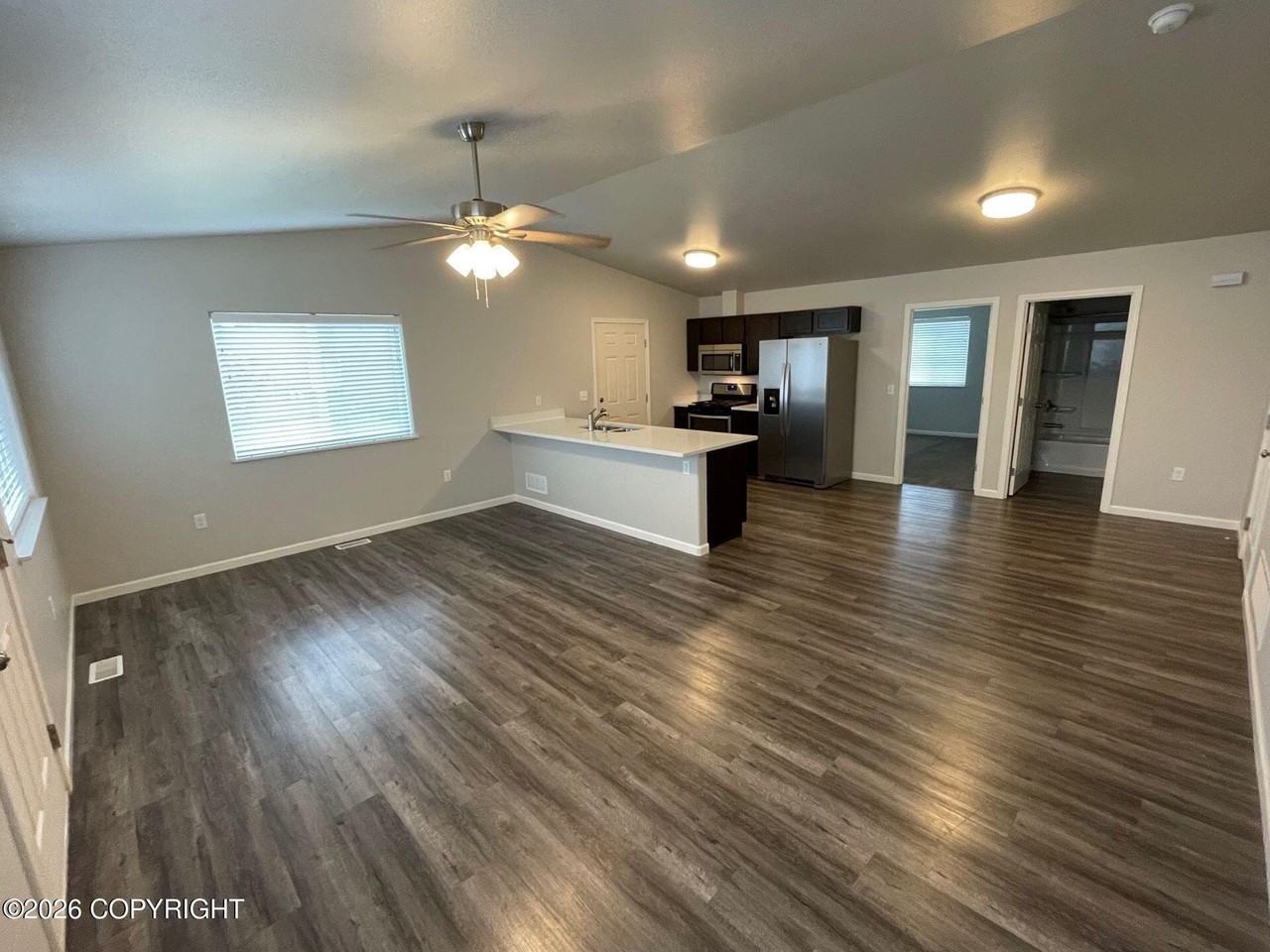 1550 N Tinitun Cir - Photo 3 of 12