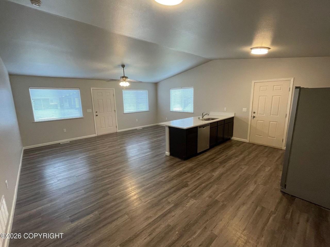 1550 N Tinitun Cir - Photo 4 of 12