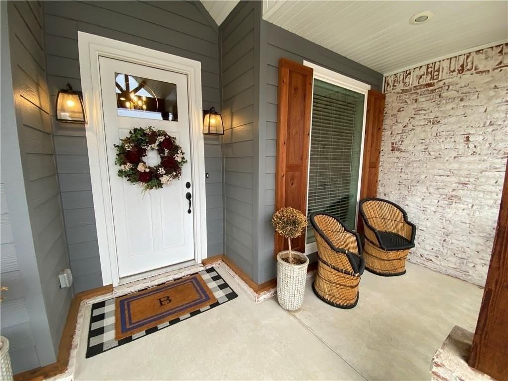 300 Waterfall Ln - Photo 6 of 40