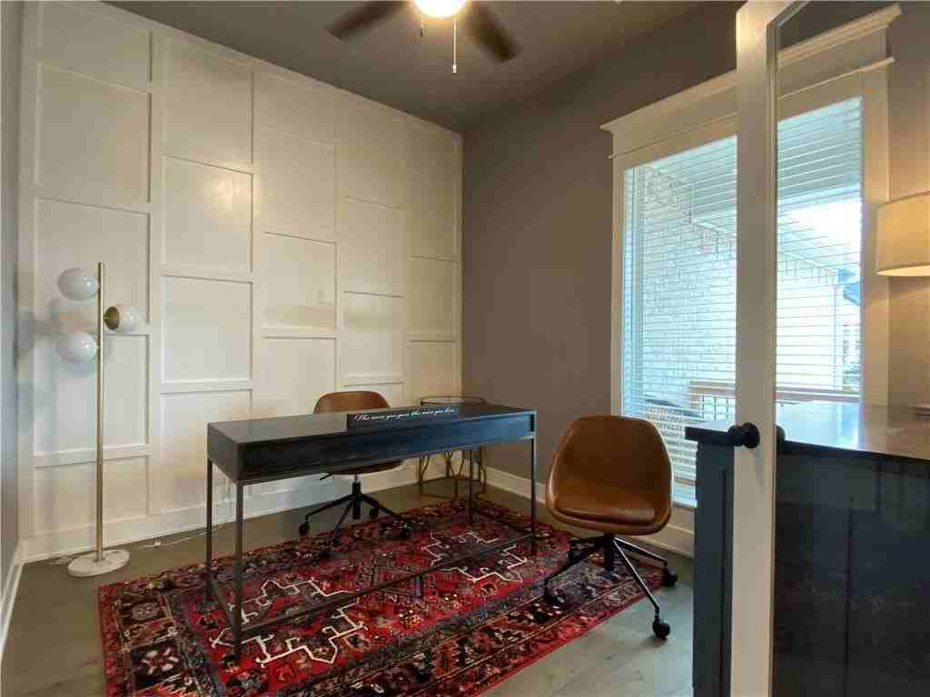 300 Waterfall Ln - Photo 7 of 40