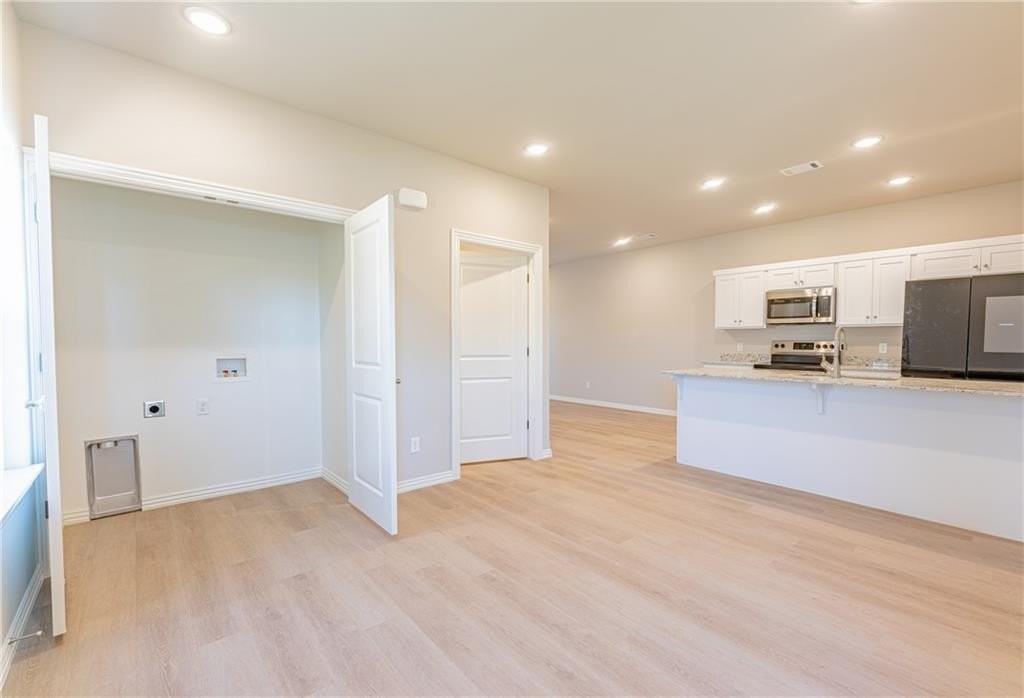 1406 Sw Casuarina Dr #1 - Photo 5 of 28