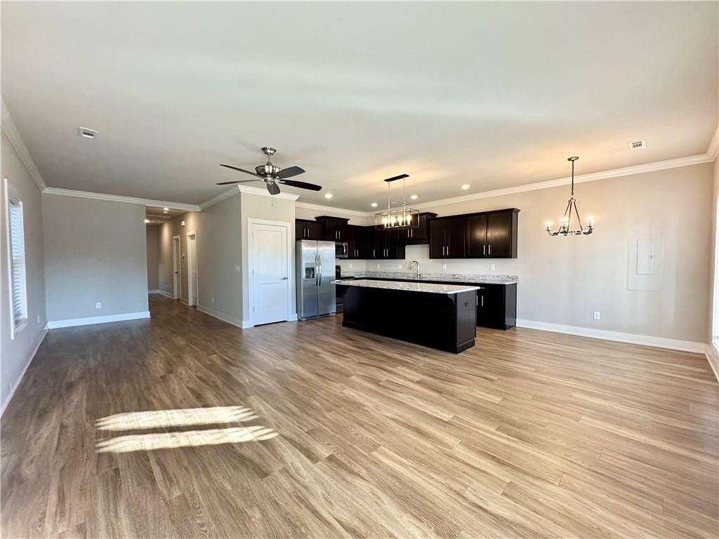 921 Ne Heights Ln - Photo 6 of 29