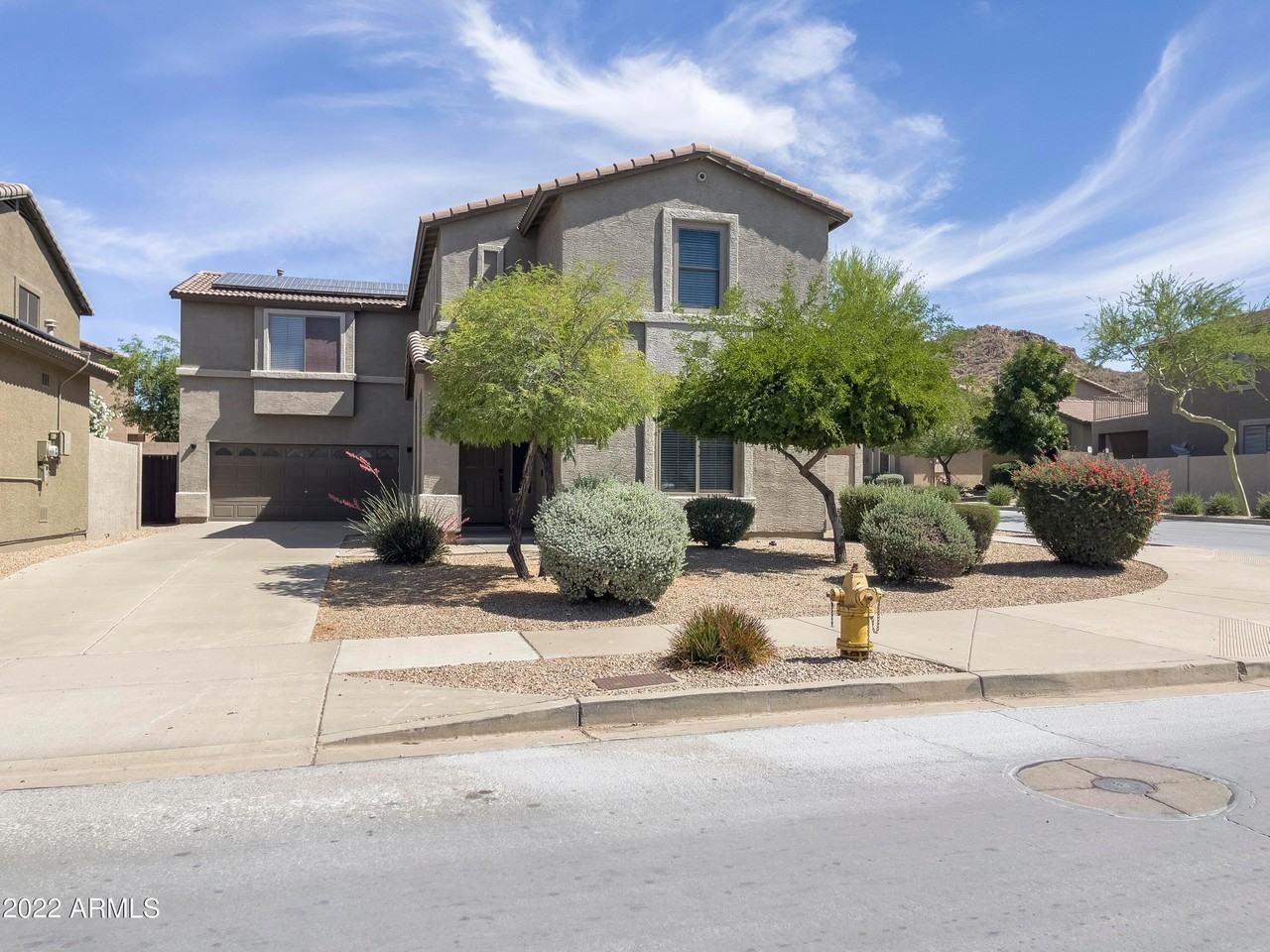 2622 W Florentine Rd - Photo 2 of 46