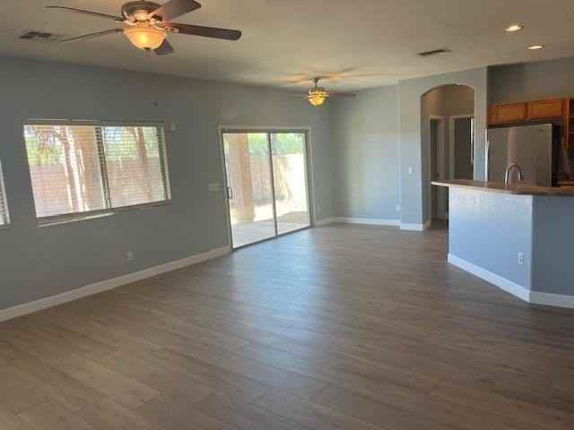 9428 S 35th Gln - Photo 5 of 24