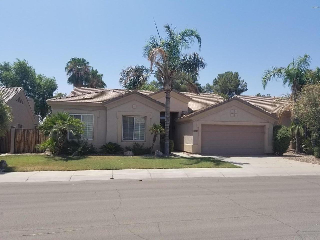 875 W Aloe Pl - Photo 5 of 29