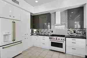 featured image of 6932 E Pearl St