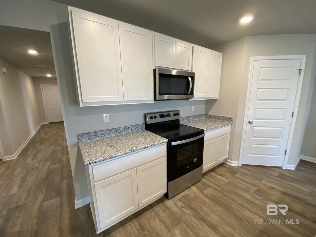 24501 Tepin Ln - Photo 6 of 11