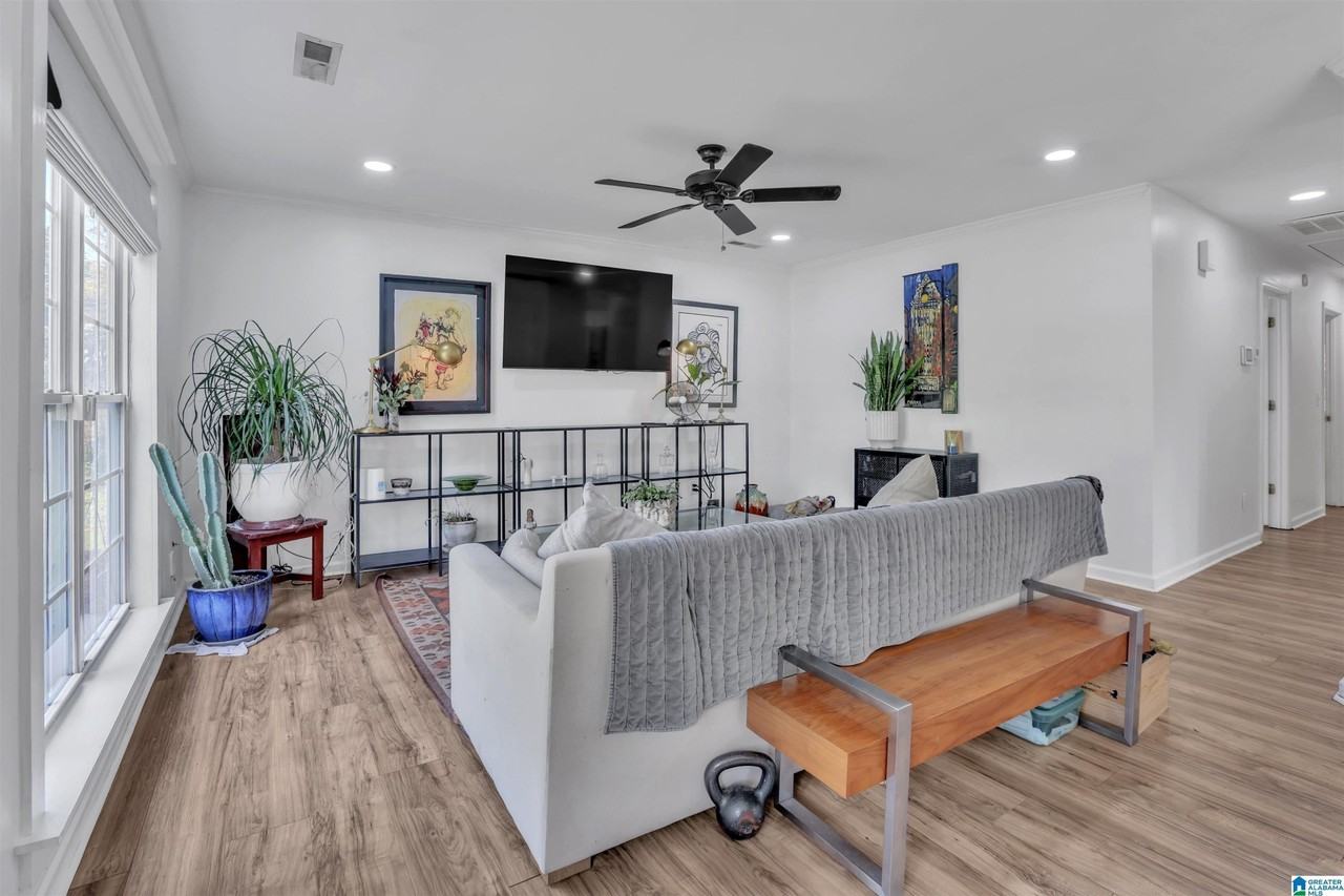 741 47th Pl S - Photo 7 of 16