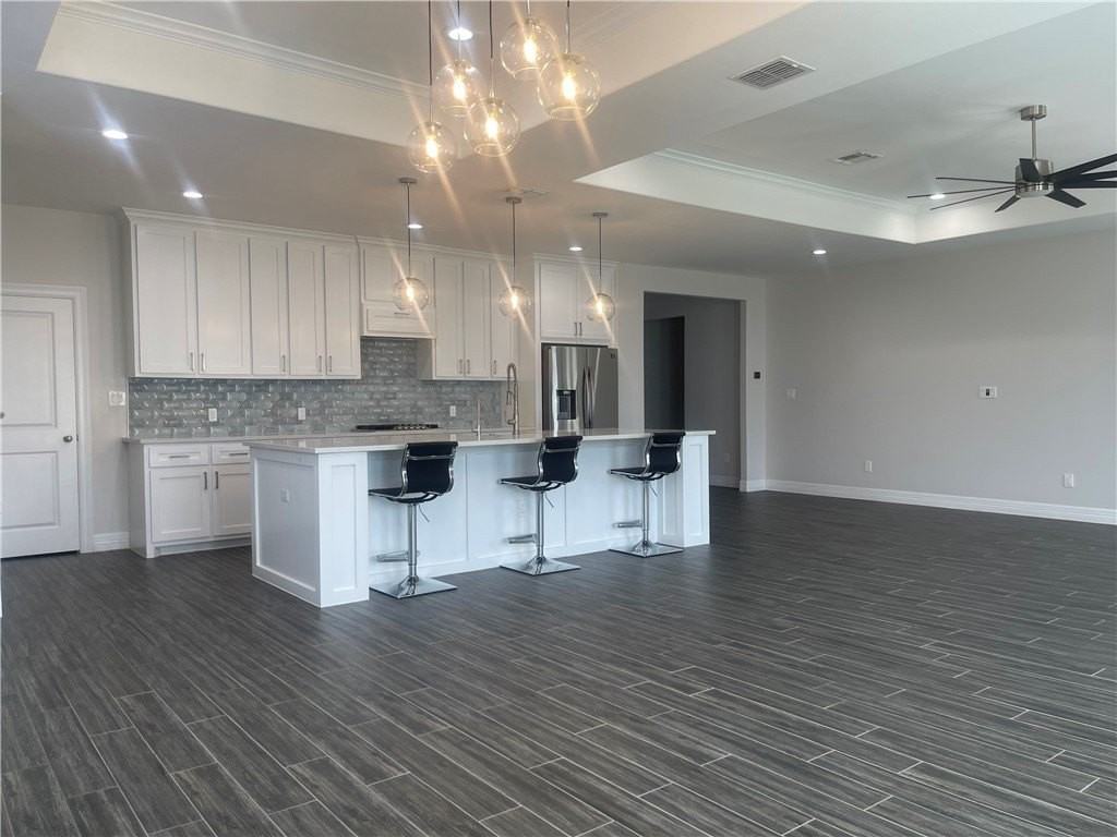 4106 Azali Dr - Photo 6 of 23