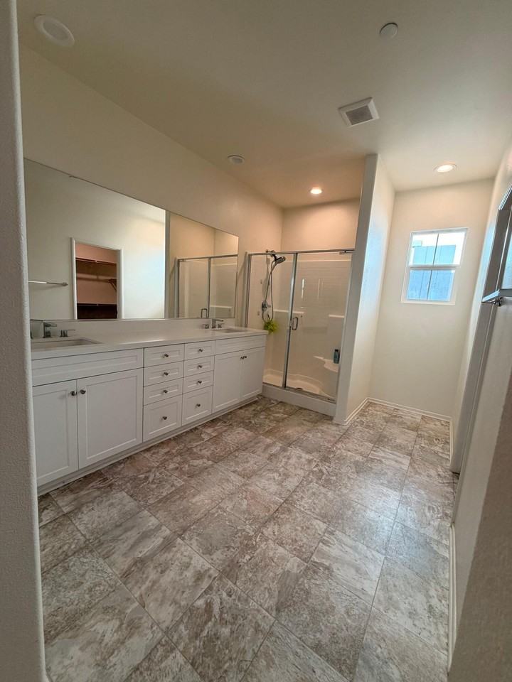 5348 N Alumni Ln - Photo 7 of 10