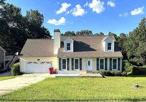 featured image of 3821 Bobby Ct