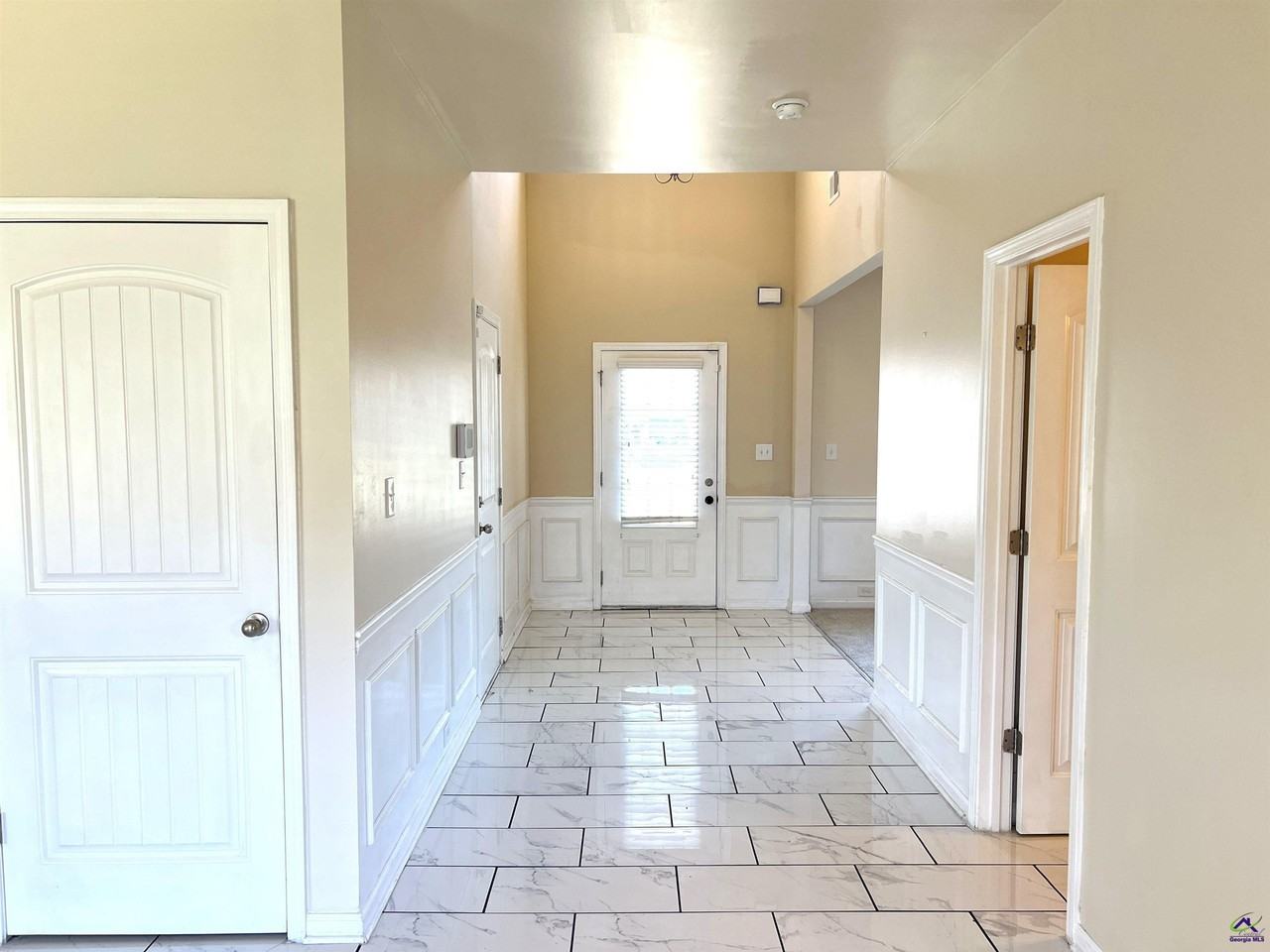 807 Citrona Dr - Photo 2 of 34