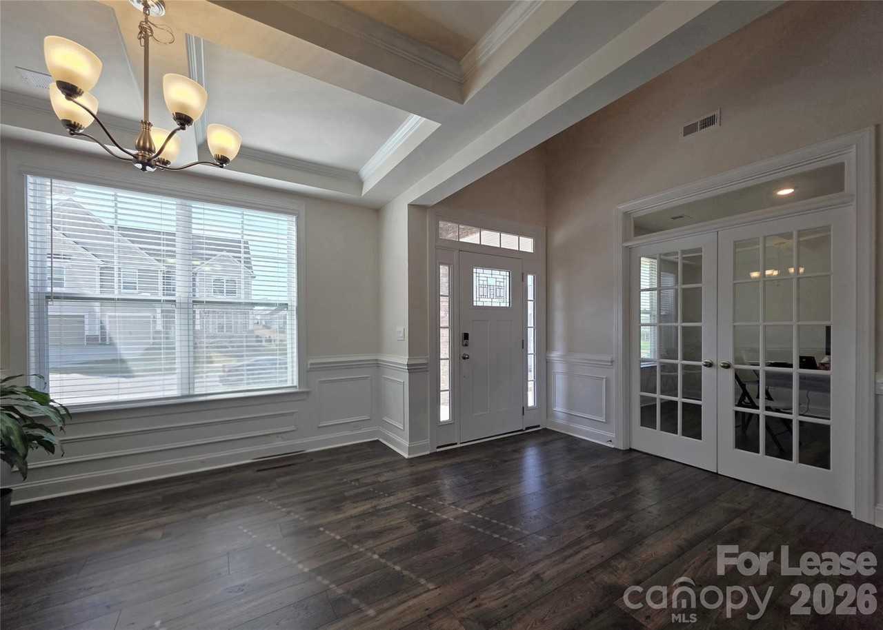 2216 Skybrook Oaks Dr - Photo 3 of 37