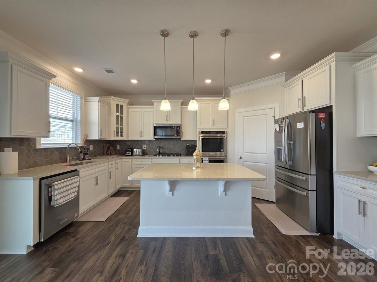 2216 Skybrook Oaks Dr - Photo 4 of 37