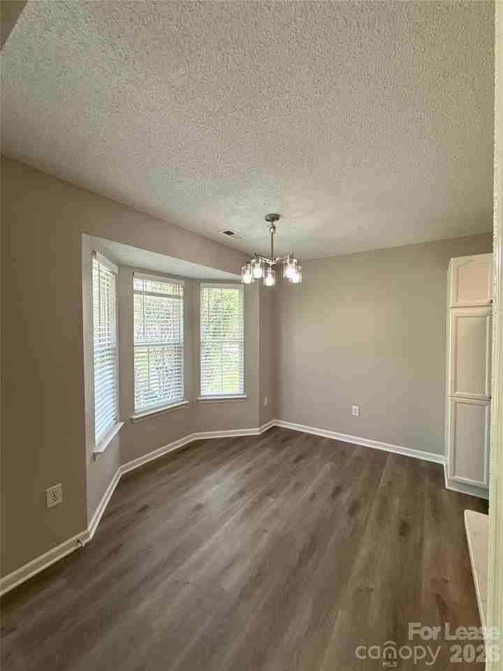 14300 Menifee Dr - Photo 5 of 15