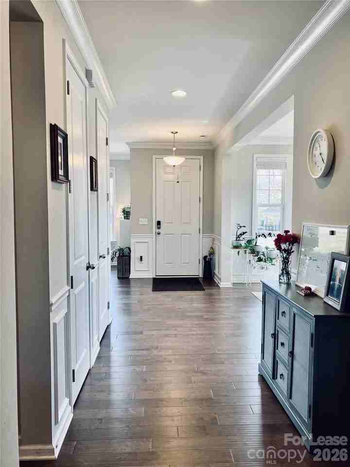 8634 Shadetree St - Photo 3 of 25