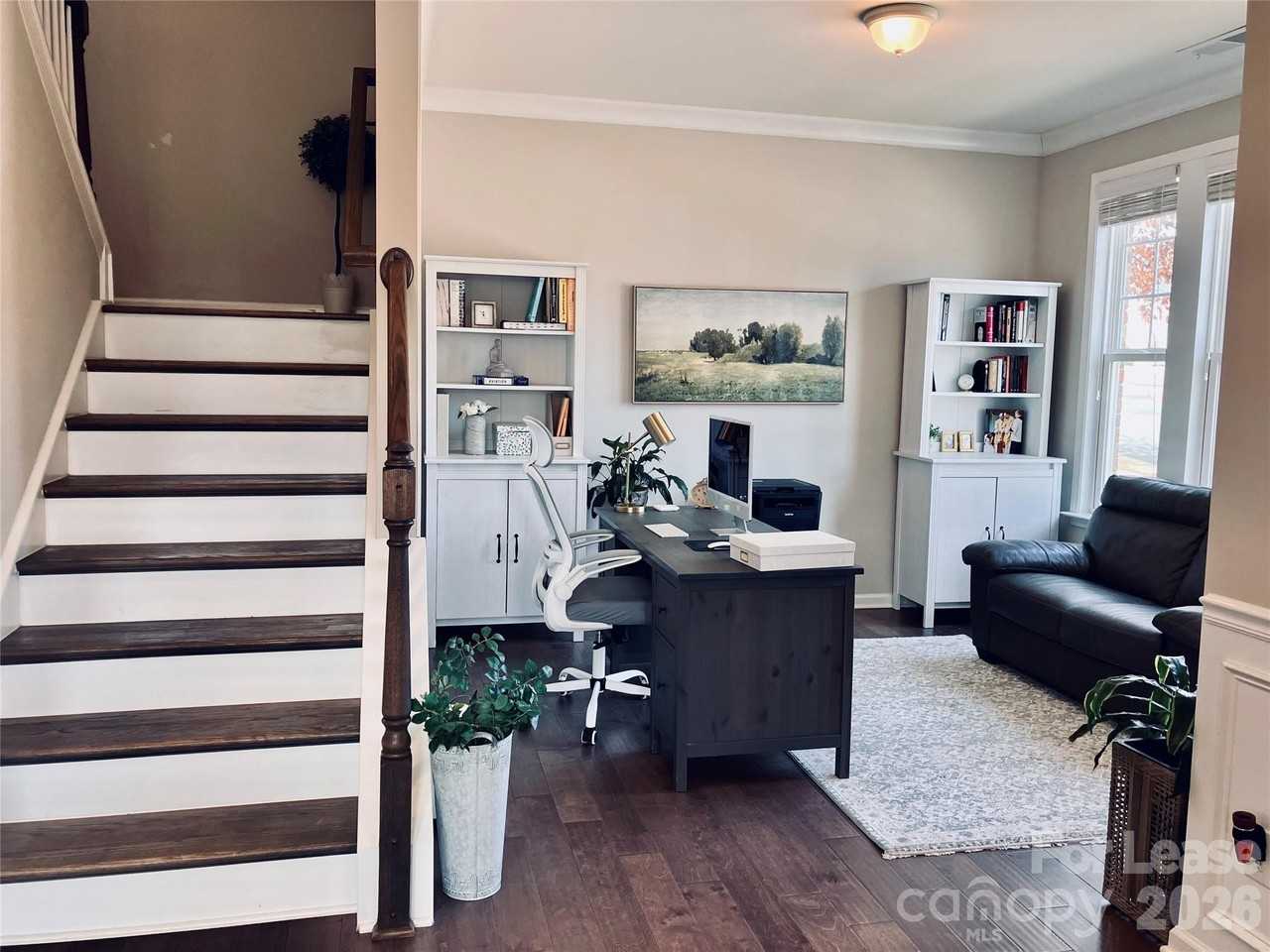 8634 Shadetree St - Photo 4 of 25