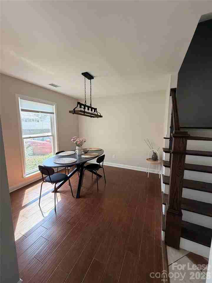 3906 Crimson Wing Dr Unit 7 - Photo 5 of 16