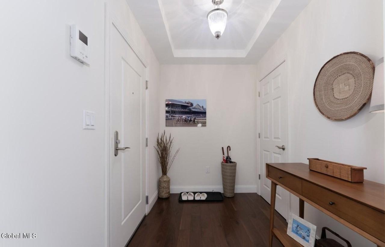 38 High Rock Ave Apt 5c - Photo 4 of 24