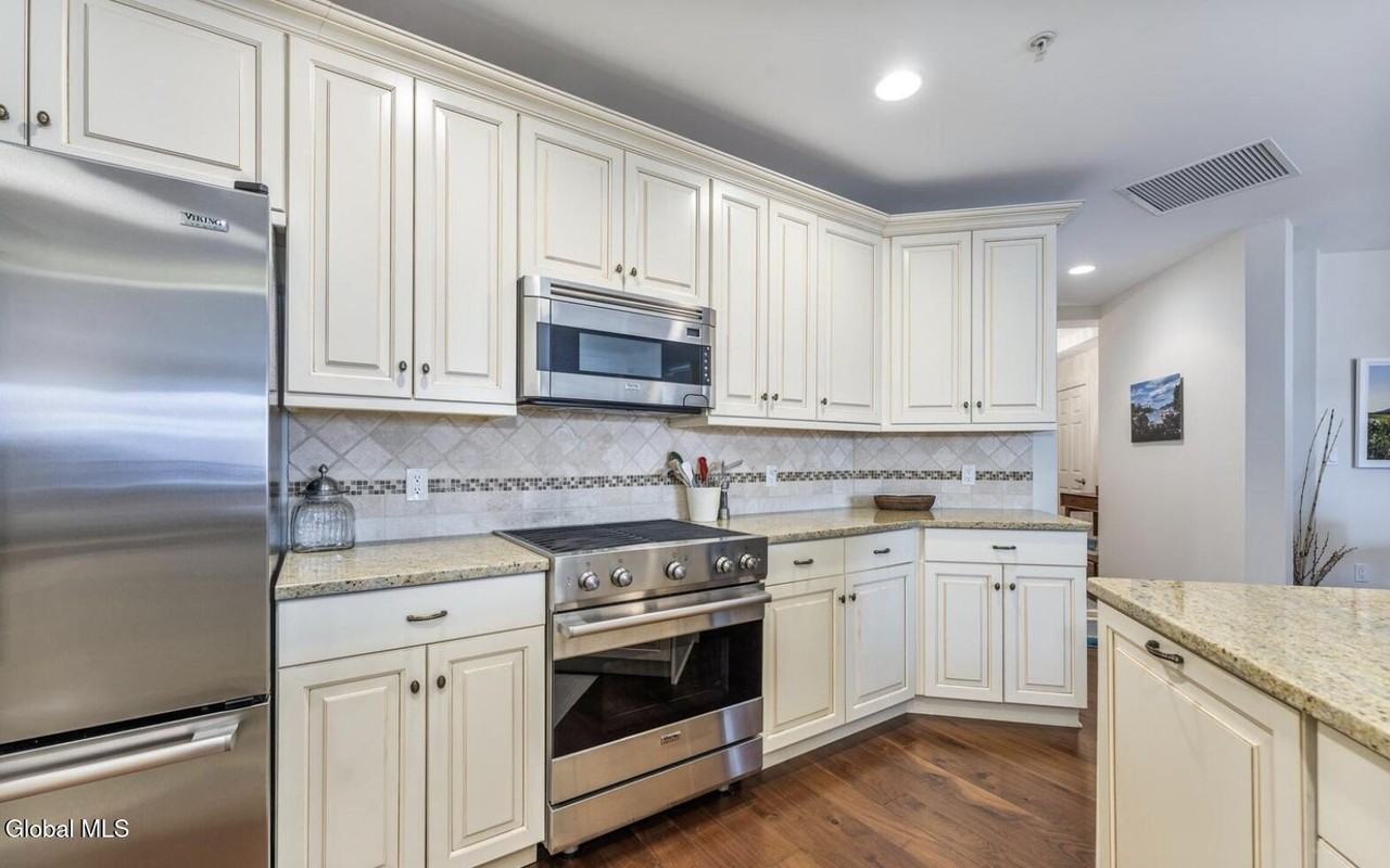 38 High Rock Ave Apt 5c - Photo 7 of 24