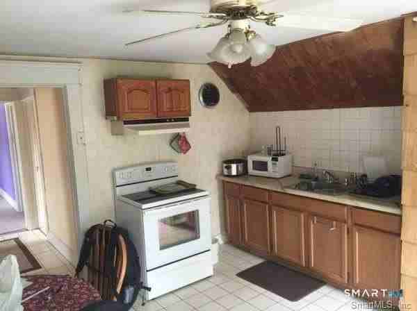 1484 Dixwell Ave Unit 3 - Photo 3 of 8