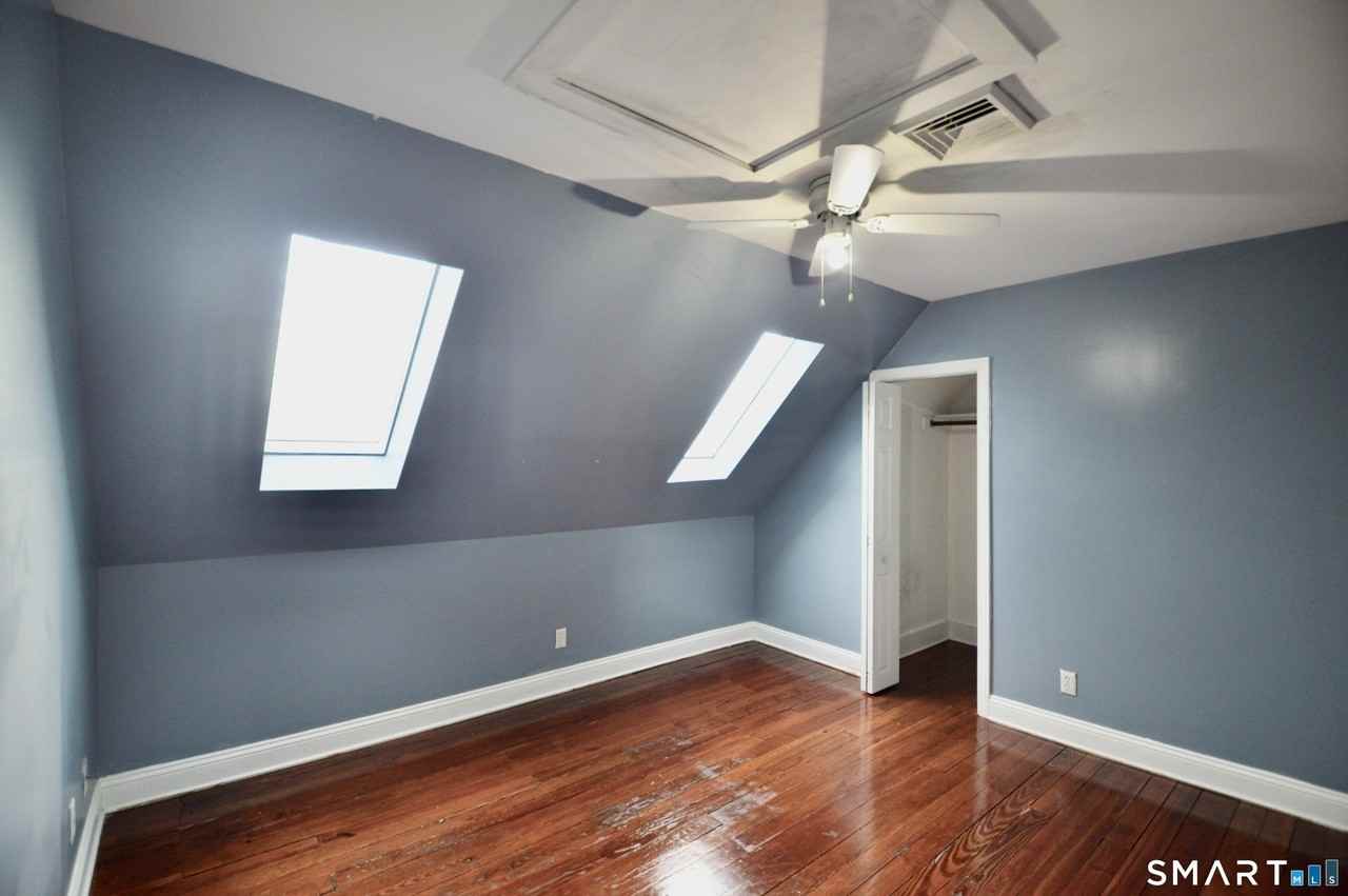 32 Boston Ter 3rd Fl - Photo 5 of 13