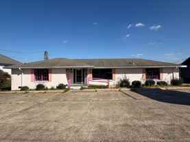 1422 Westgate Pkwy - Photo 1 of 1