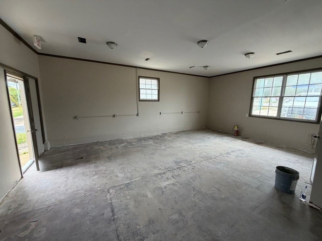 1422 Westgate Pkwy - Photo 4 of 7