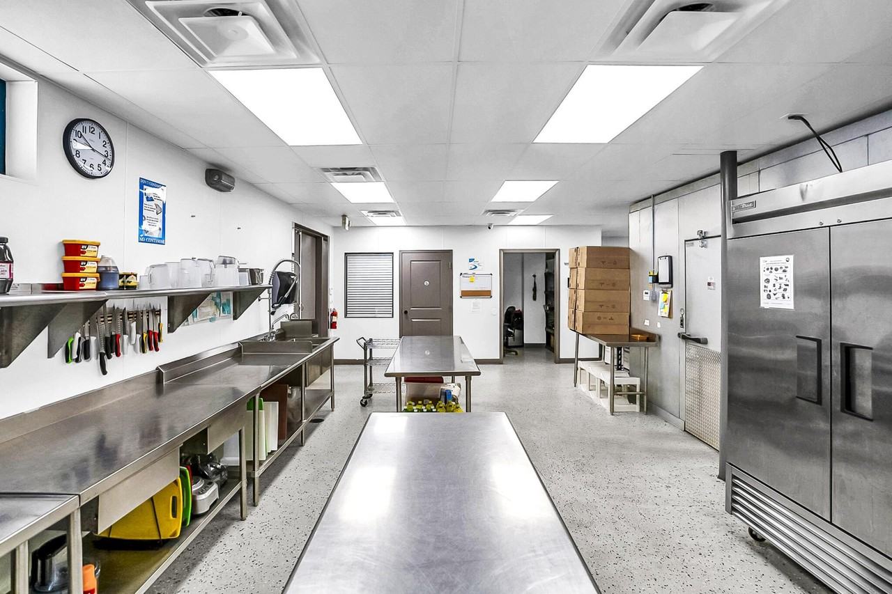 350 Eglin Pkwy Ne - Photo 7 of 11