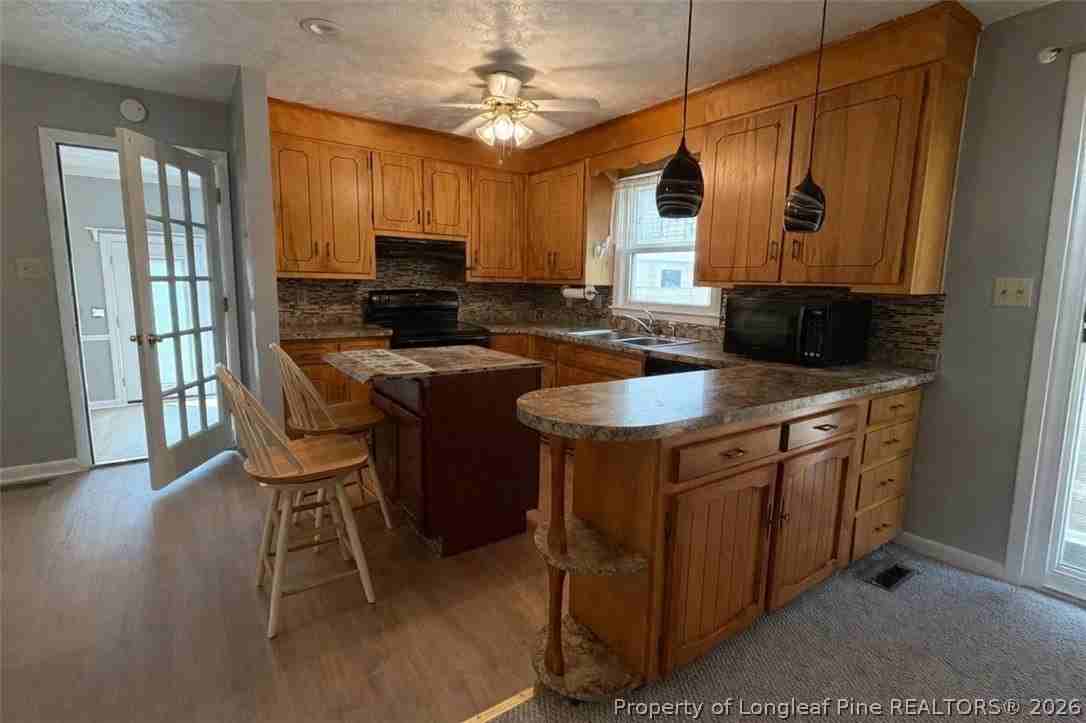 1943 Shiloh Dr - Photo 3 of 9