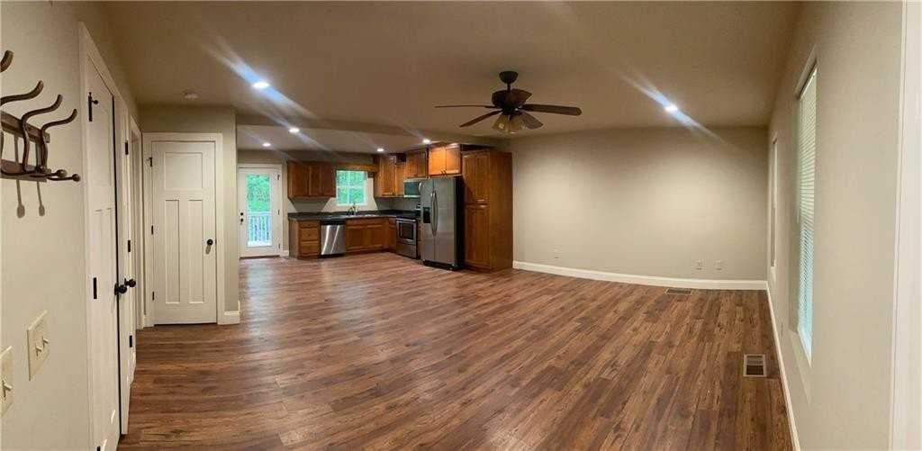 116 River Flow Dr - Photo 2 of 12