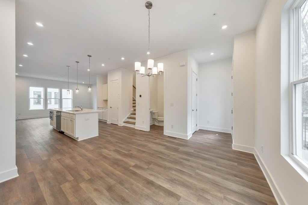 515 Motivation Cir Nw - Photo 4 of 45