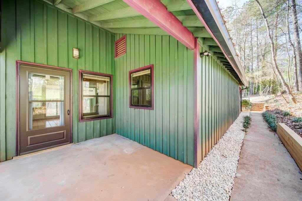 42 Arminda St Unit A - Photo 2 of 31