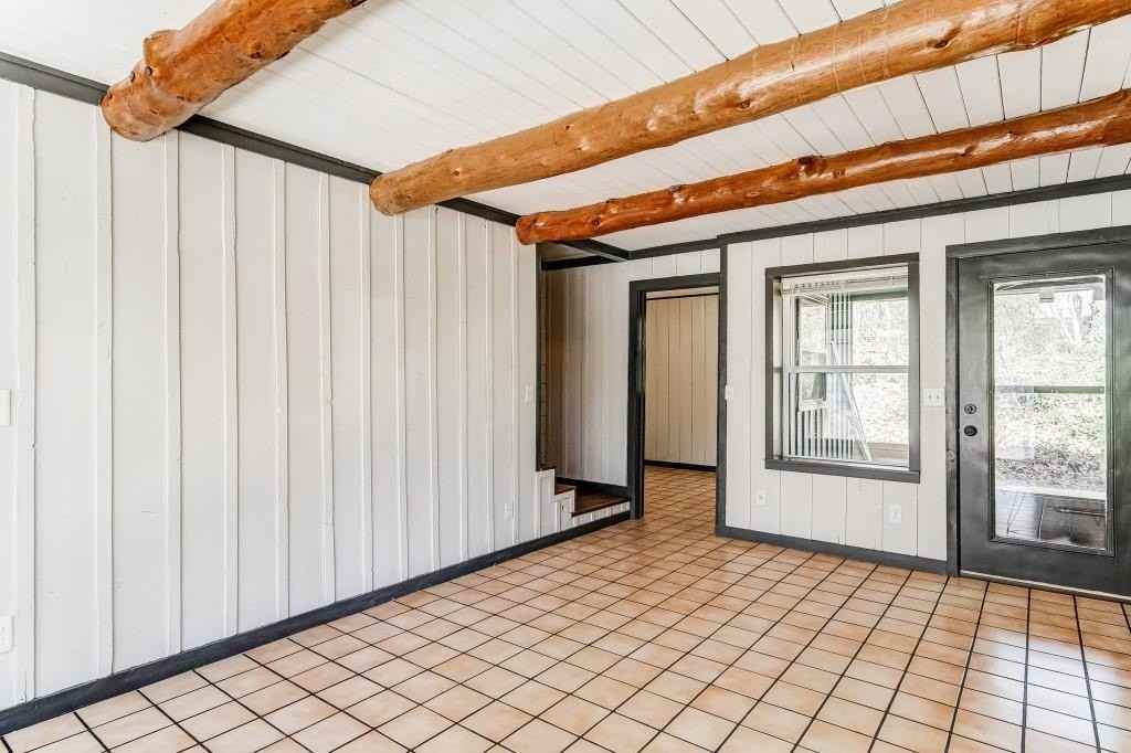 42 Arminda St Unit A - Photo 6 of 31