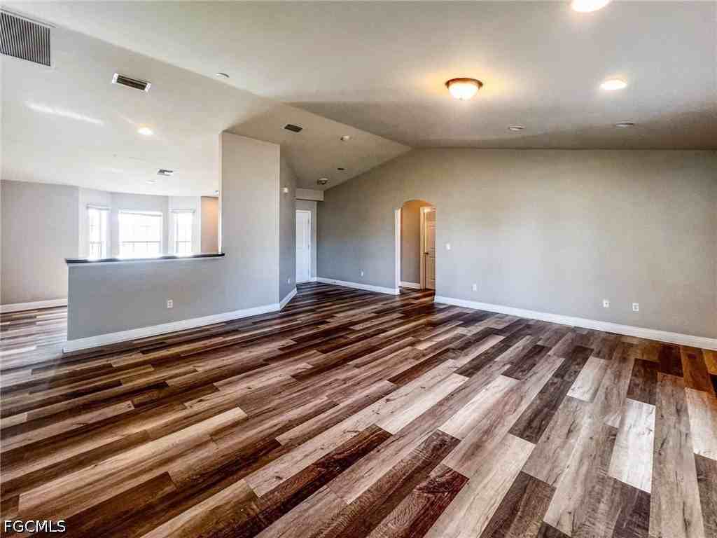 4304 12th St W - Photo 6 of 22