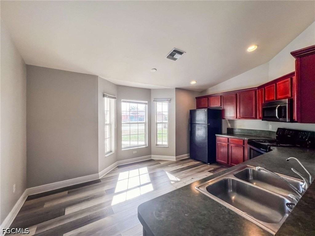 4304 12th St W - Photo 7 of 22