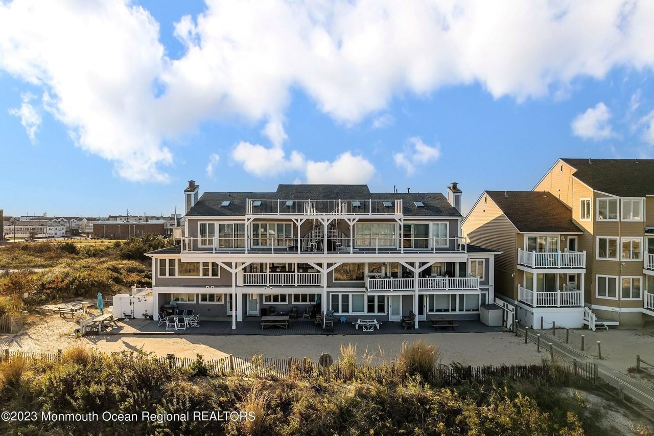 41 Dune Ter - Photo 4 of 24