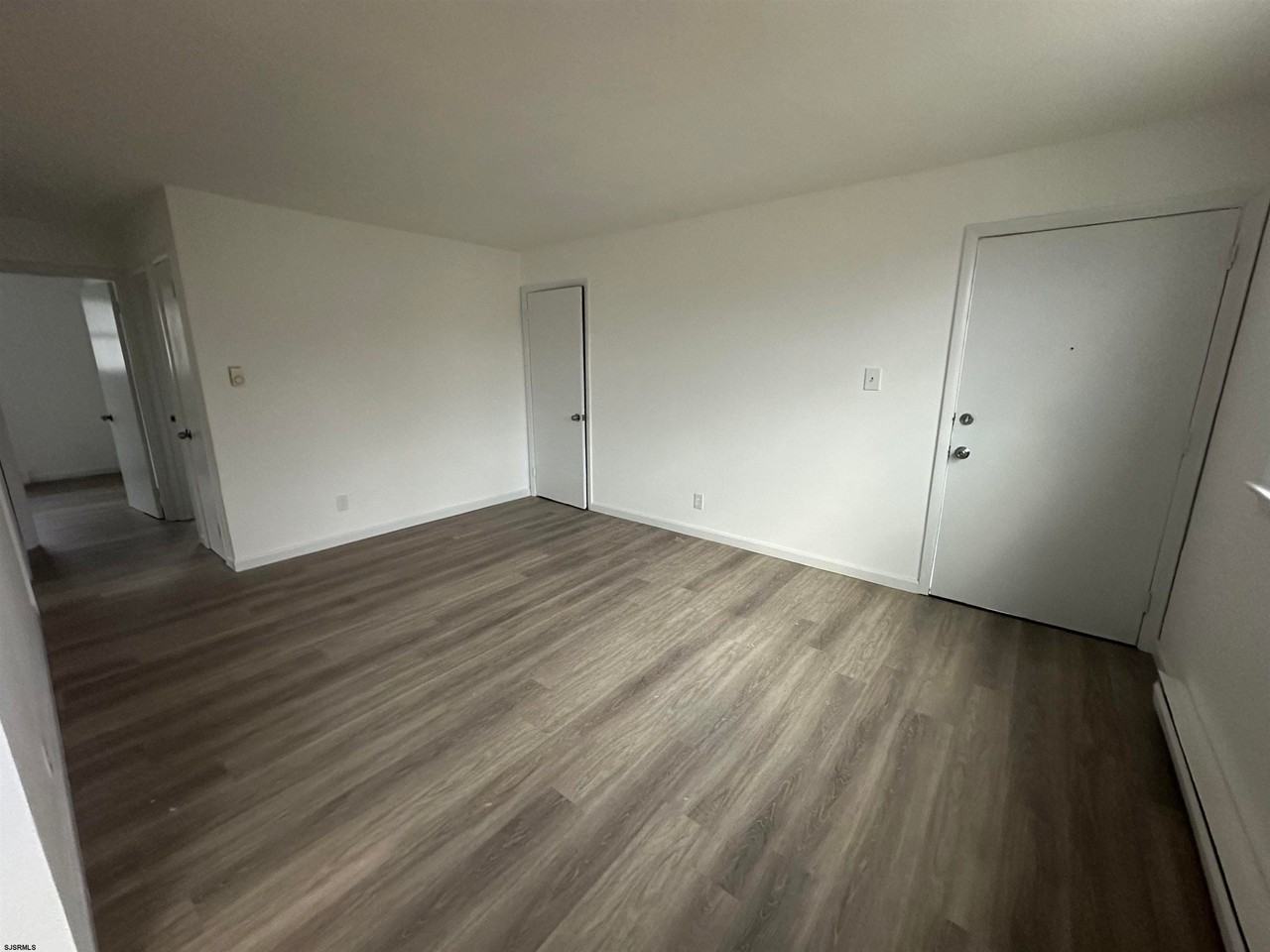 1655 Beach Ave Ave #A - Photo 4 of 11