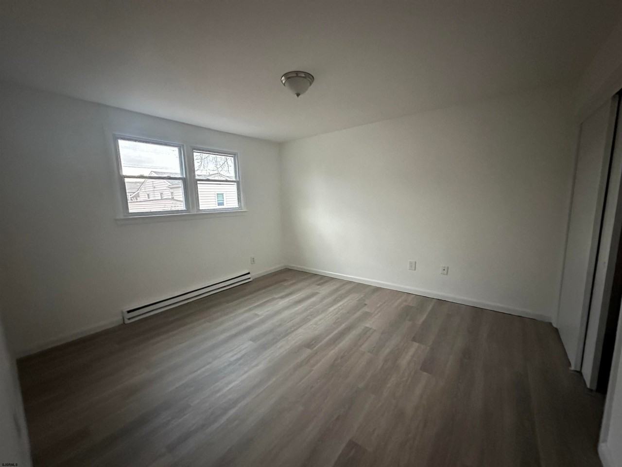 1655 Beach Ave Ave #A - Photo 6 of 11