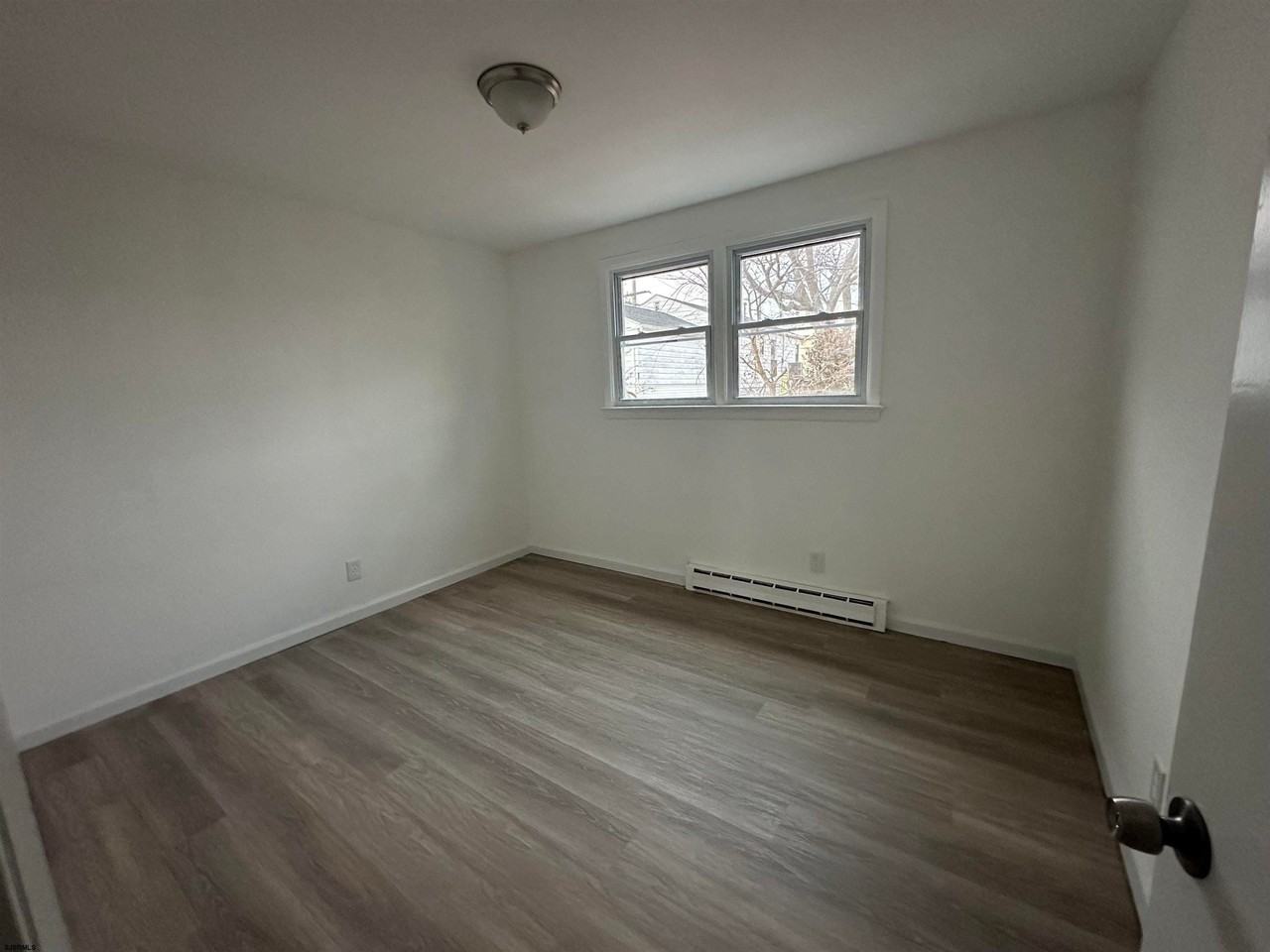 1655 Beach Ave Ave #A - Photo 7 of 11