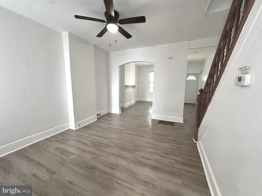 7 6th Ave - Photo 3 of 24