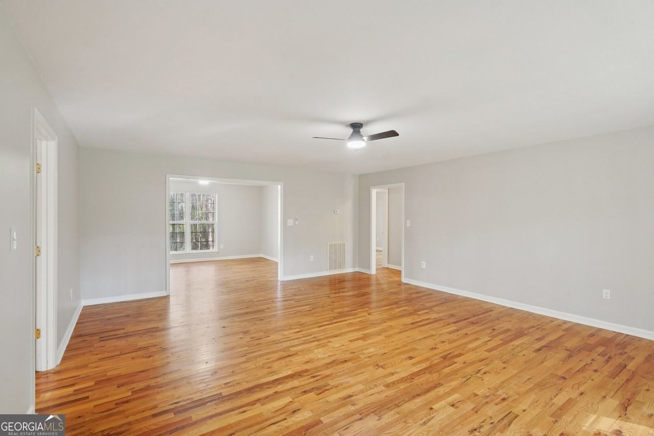 2024 Fischer Rd - Photo 4 of 28