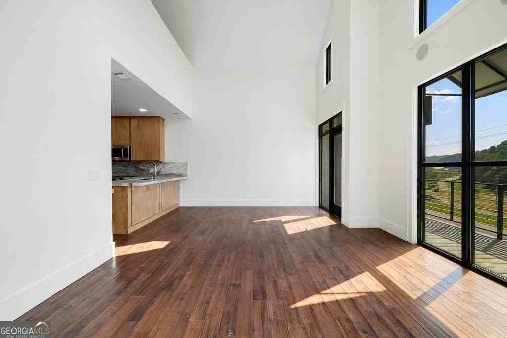 1281 E Main St Unit 3 - Photo 6 of 22