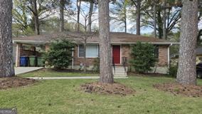 136 Hillsdale Dr Se - Photo 1 of 1