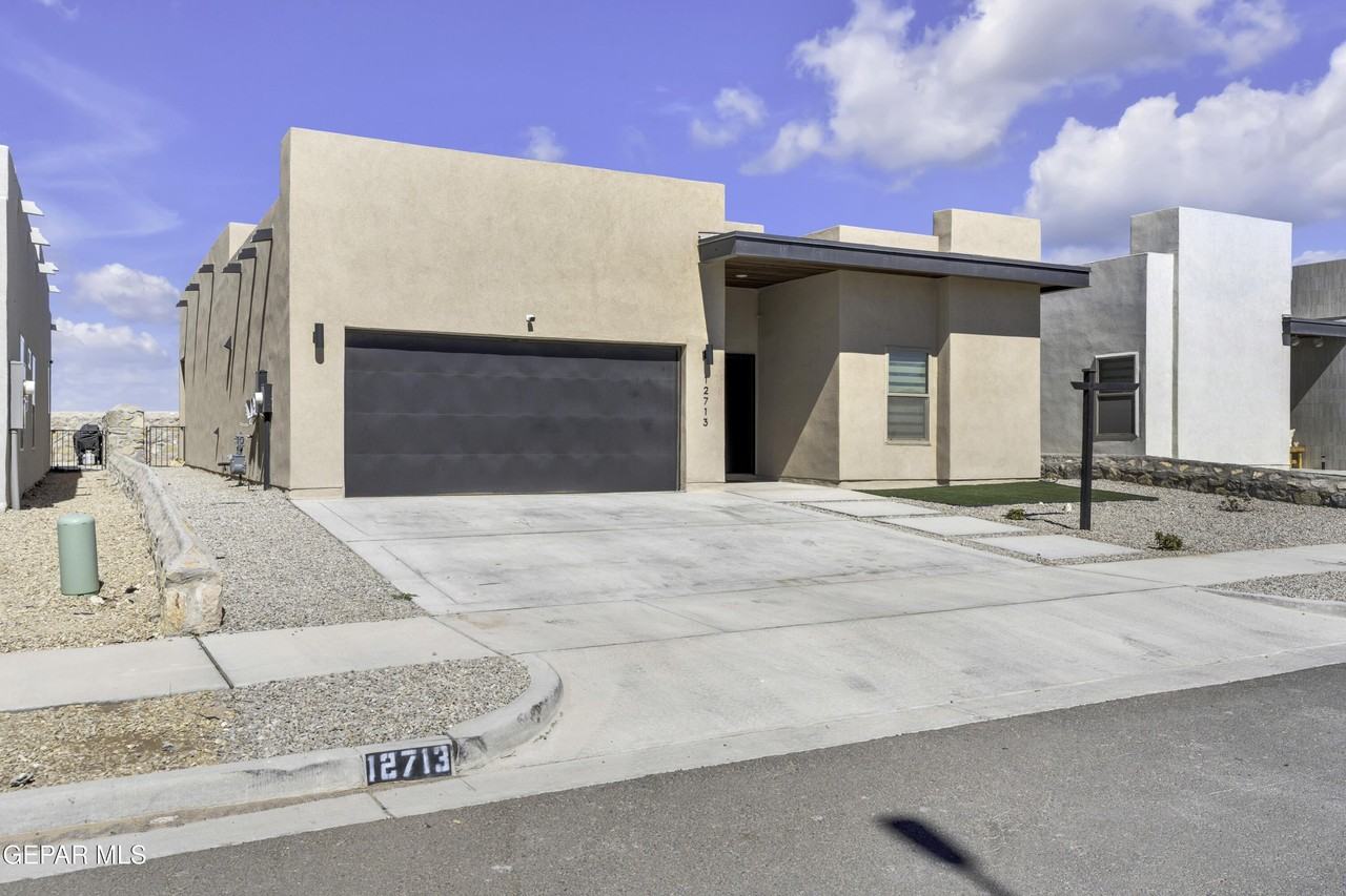 12713 Captian Claudia Ct - Photo 2 of 50