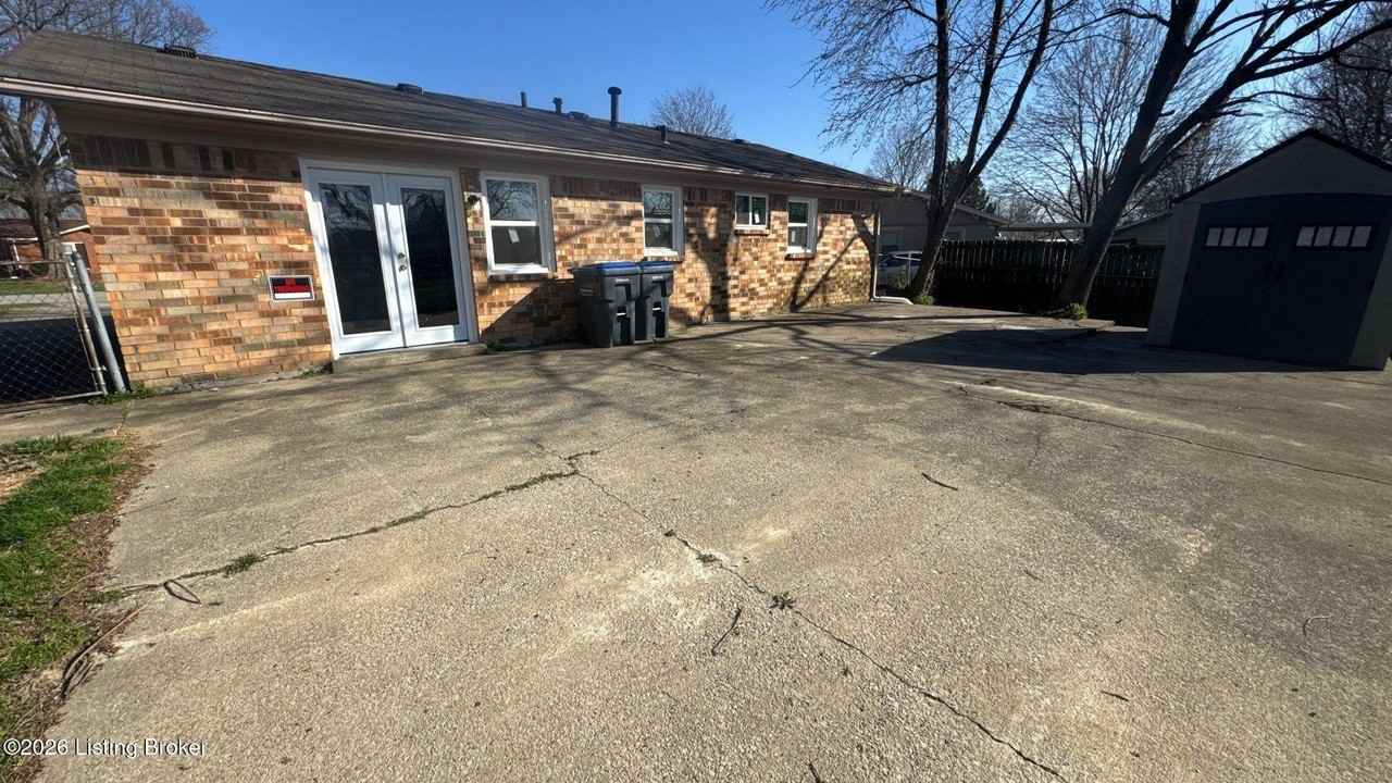 6806 Lake Elkhorn Ct - Photo 6 of 29