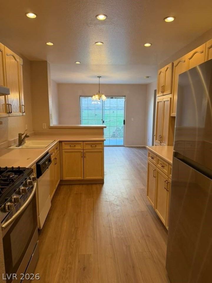 2618 Twin Pines Ave - Photo 2 of 13