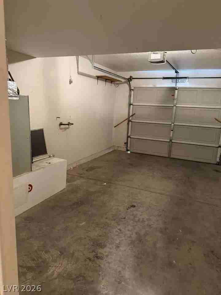 2618 Twin Pines Ave - Photo 3 of 13